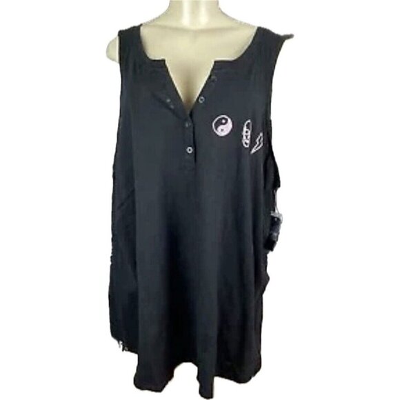 Torrid +4 Black Button Neck Pink Embroidered Skull-Bolt-Ying-Yang Icons Tank Top - Picture 2 of 6